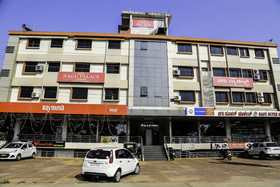Hotel Nagu Palace by OYO Rooms