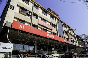 Hotel Nagu Palace by OYO Rooms