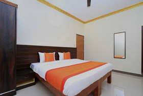 Bright Inn Comforts