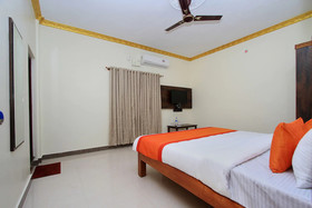 Bright Inn Comforts