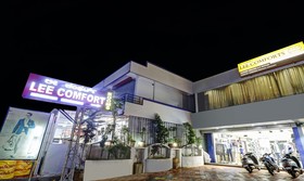 Lee Comfort by Treebo