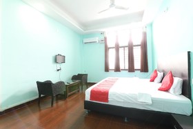 The Village Hotel by OYO Rooms