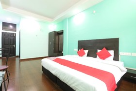 The Village Hotel by OYO Rooms