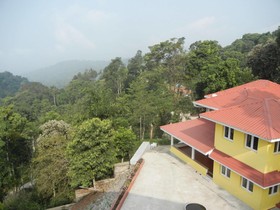 Amritasthanam Guest House & Retreat