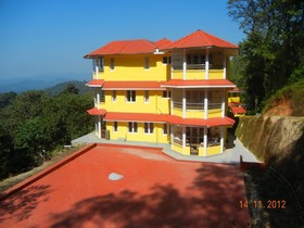 Amritasthanam Guest House & Retreat