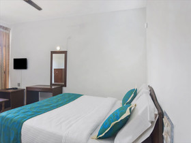 Hotel Raj