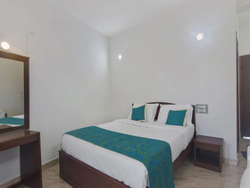 Hotel Raj