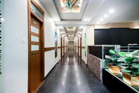 Suloka Tower by OYO Rooms