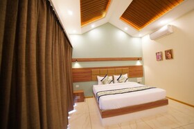 Aananda Wellness and Resorts