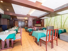 Hotel Maya International by OYO Rooms