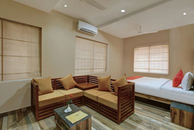 Laxman Residency by OYO
