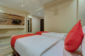 Laxman Residency by OYO