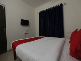 Rachana Palace by OYO Rooms
