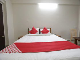 Rachana Palace by OYO Rooms
