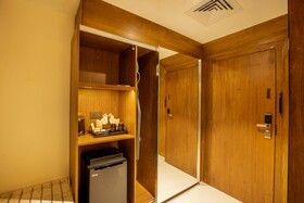 Royal Plaza Suites