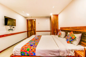 Sai Arya Residency by OYO Rooms
