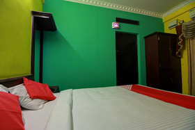 Sama Deluxe By OYO Rooms
