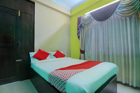 Sama Deluxe By OYO Rooms