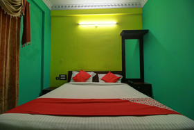 Sama Deluxe By OYO Rooms