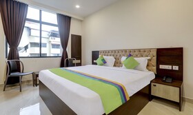 Samit Suites by Treebo