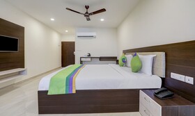 Samit Suites by Treebo