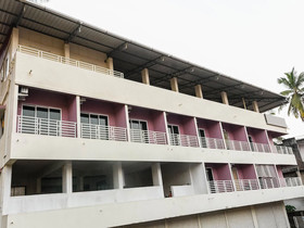 Samruddhi Lodge By OYO Rooms