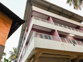 Samruddhi Lodge By OYO Rooms