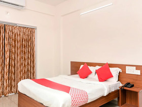 Samruddhi Lodge By OYO Rooms