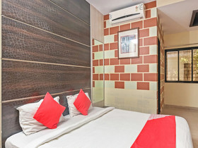 Shree Krishna Palace by OYO Rooms