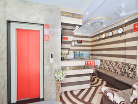 Hotel B S International