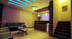 Hotel Rajmahal Inn