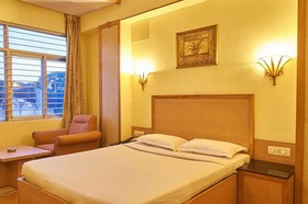 Hotel Roopa