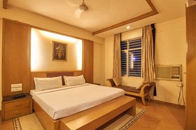 Hotel Roopa
