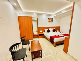 Hotel Starfinch Inn