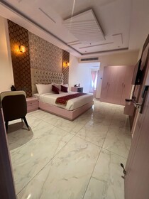Hotel Yathin