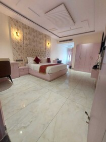 Hotel Yathin