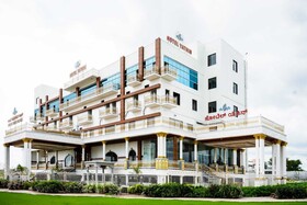 Hotel Yathin