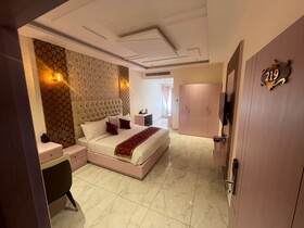 Hotel Yathin