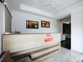 Indra Comforts By OYO Rooms