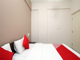 Indra Comforts By OYO Rooms