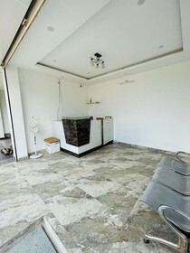 Iroomz D Silver Suites