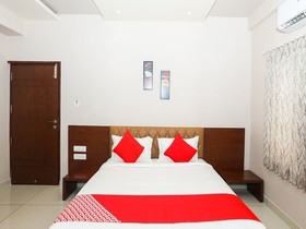 JN Stay By OYO Rooms