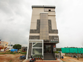 JN Stay By OYO Rooms