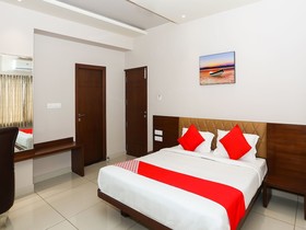 JN Stay By OYO Rooms