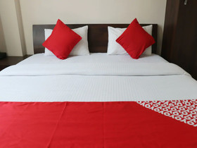 Lotus Inn By OYO Rooms