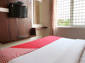 Lotus Inn By OYO Rooms