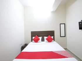 Mathura Inn By OYO Rooms