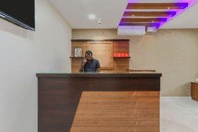 Monisha Residency By OYO Rooms