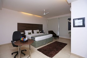 Oasis Hotel  by OYO Rooms