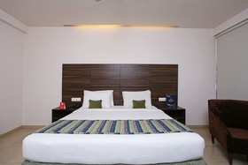 Oasis Hotel  by OYO Rooms